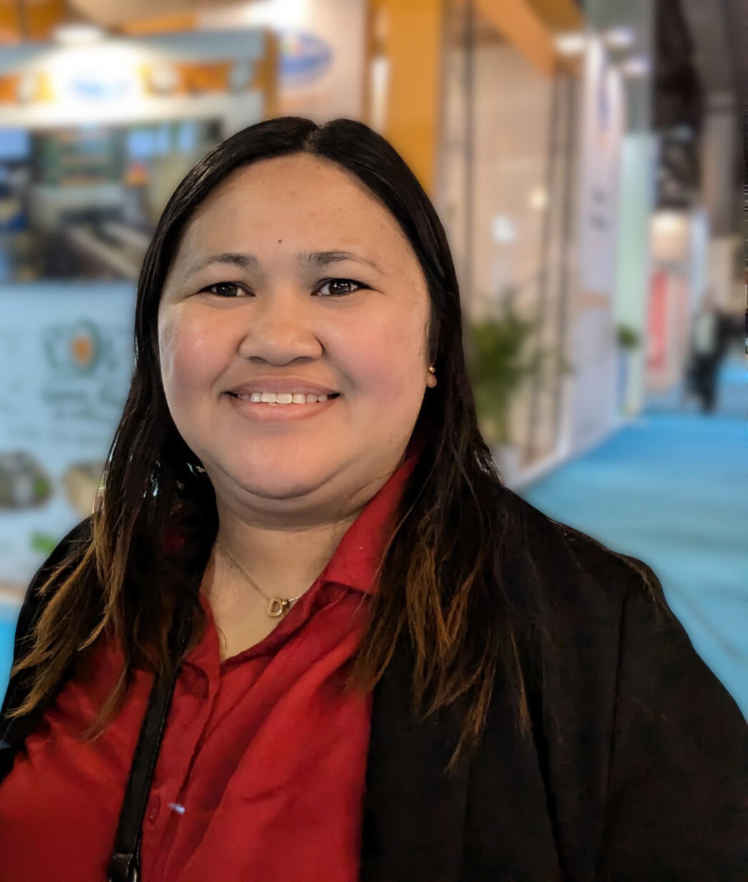 Jo-an Refugio - Hydrocolloid Technical Advisor Portrait of Jo-an Refugio a Hydrocolloid Technical Advisor with 15 years of experience in the food industy sector specialized in hydrocolloids